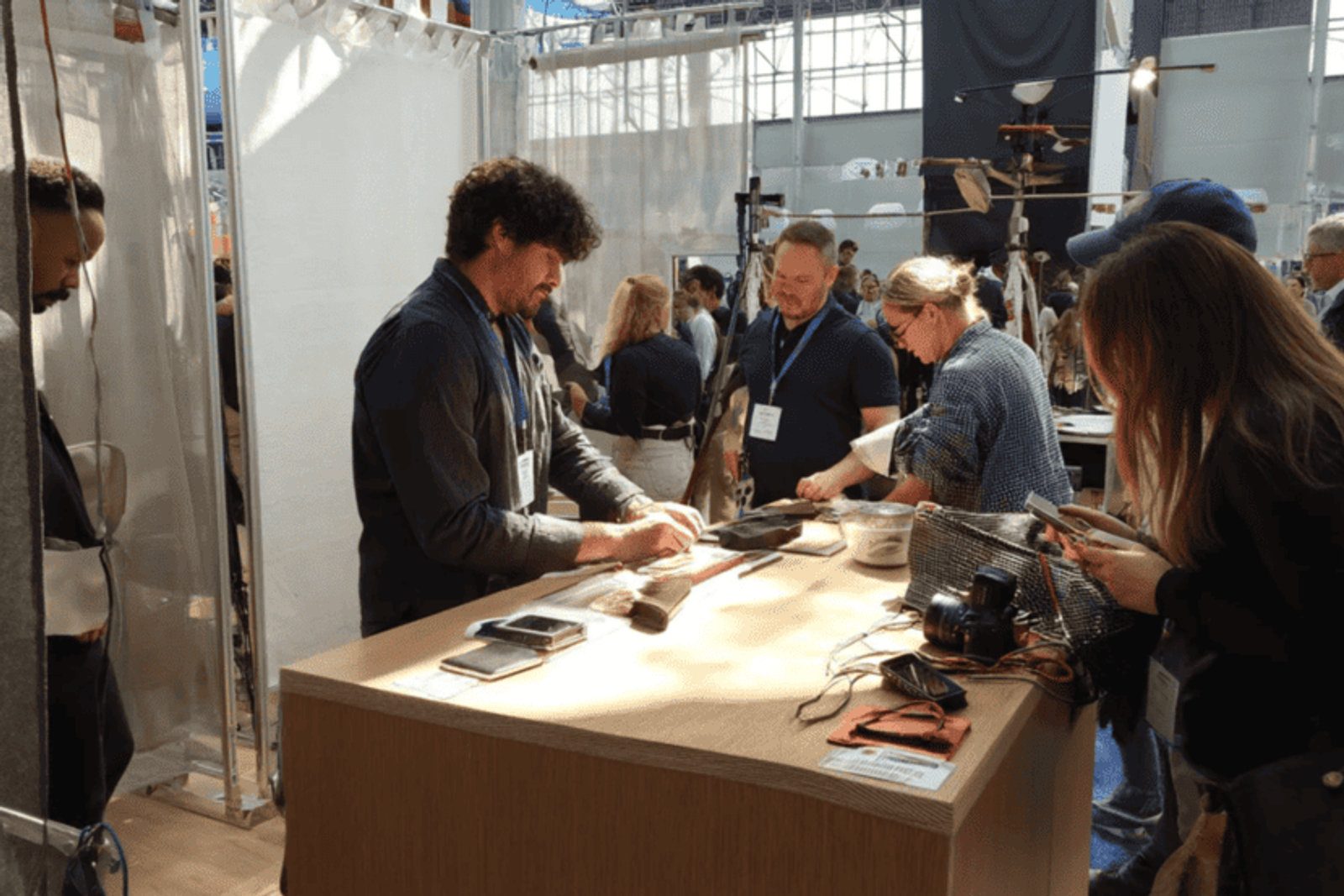 Turnkey exhibition stand